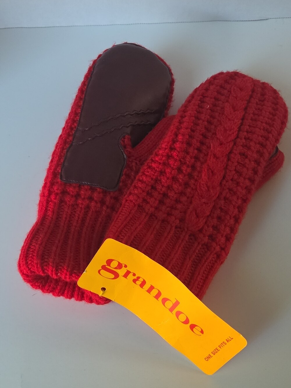 Grandoe Mittens Knitted NOS New Leather Palms Grip Red Winter Mittens Women’s